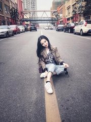 2025澳门资料免费大全,权威资料_: 震撼灵魂的故事，这背后是否隐藏着理想？